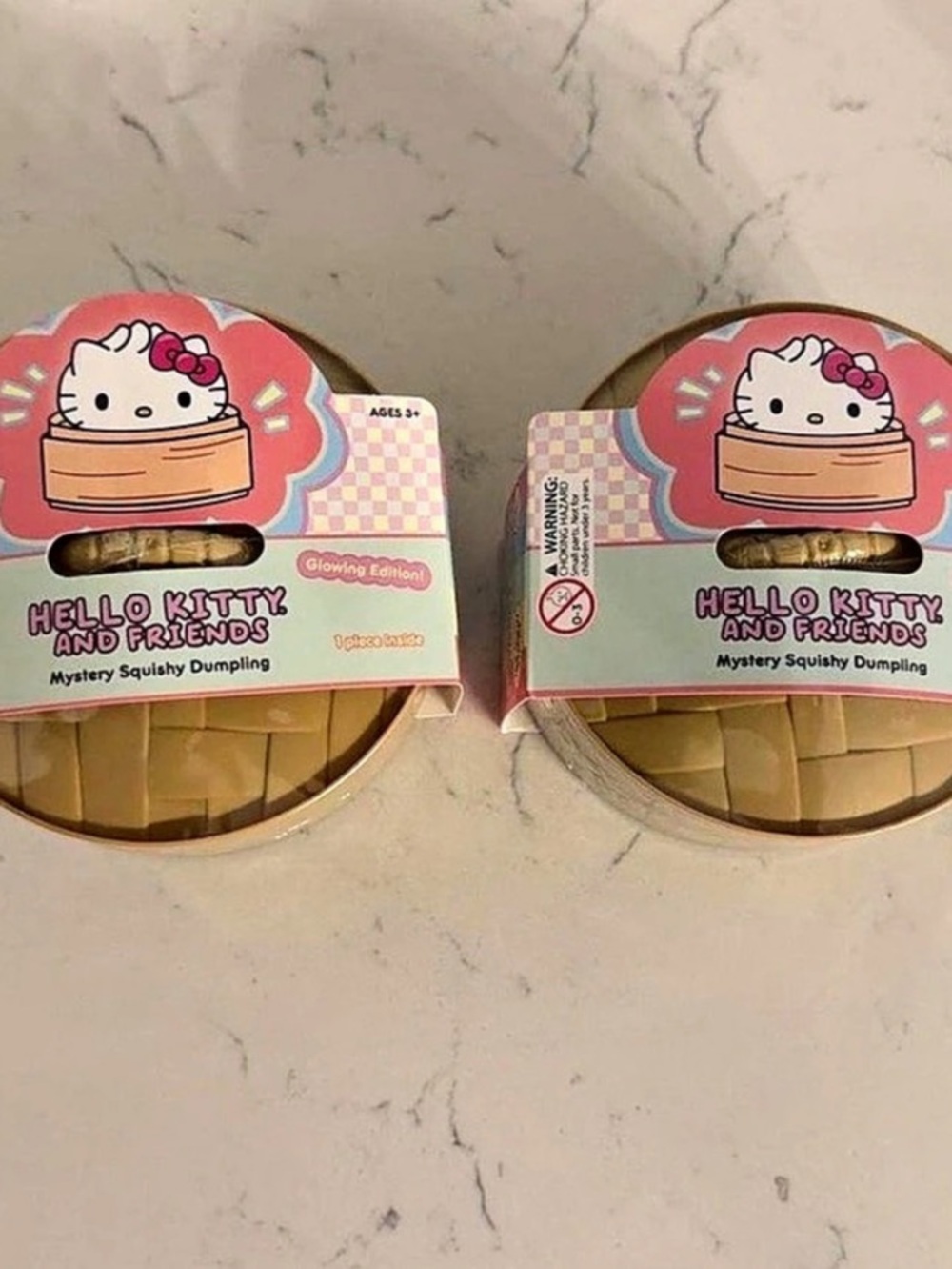 Sanrio Hello Kitty and Friends Mystery Squishy Dumpling Glowing Edition 2 Pack
